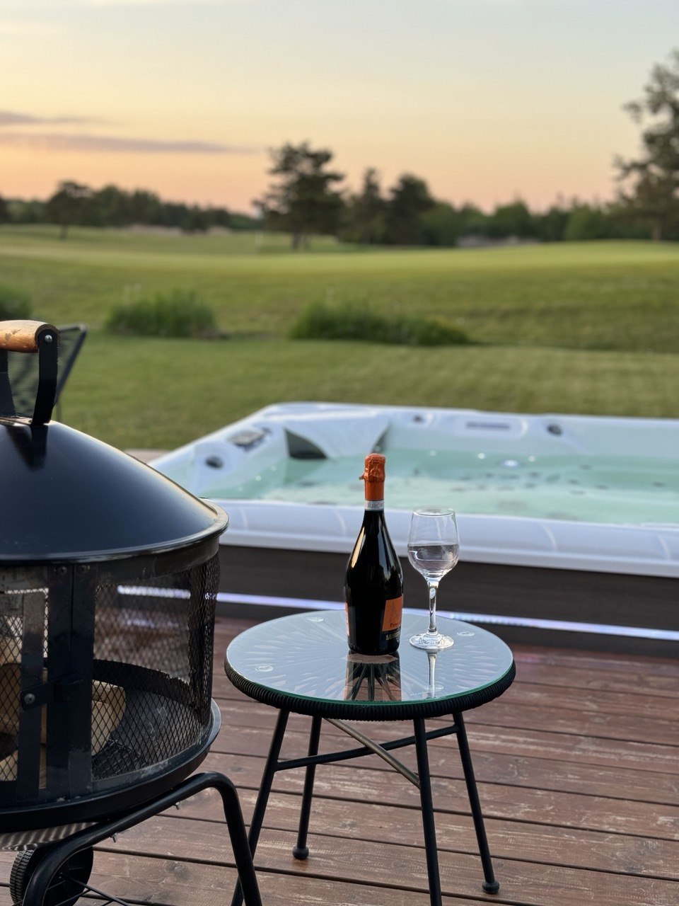 Villa in Saaremaa with Sauna & Outdoor Jacuzzi