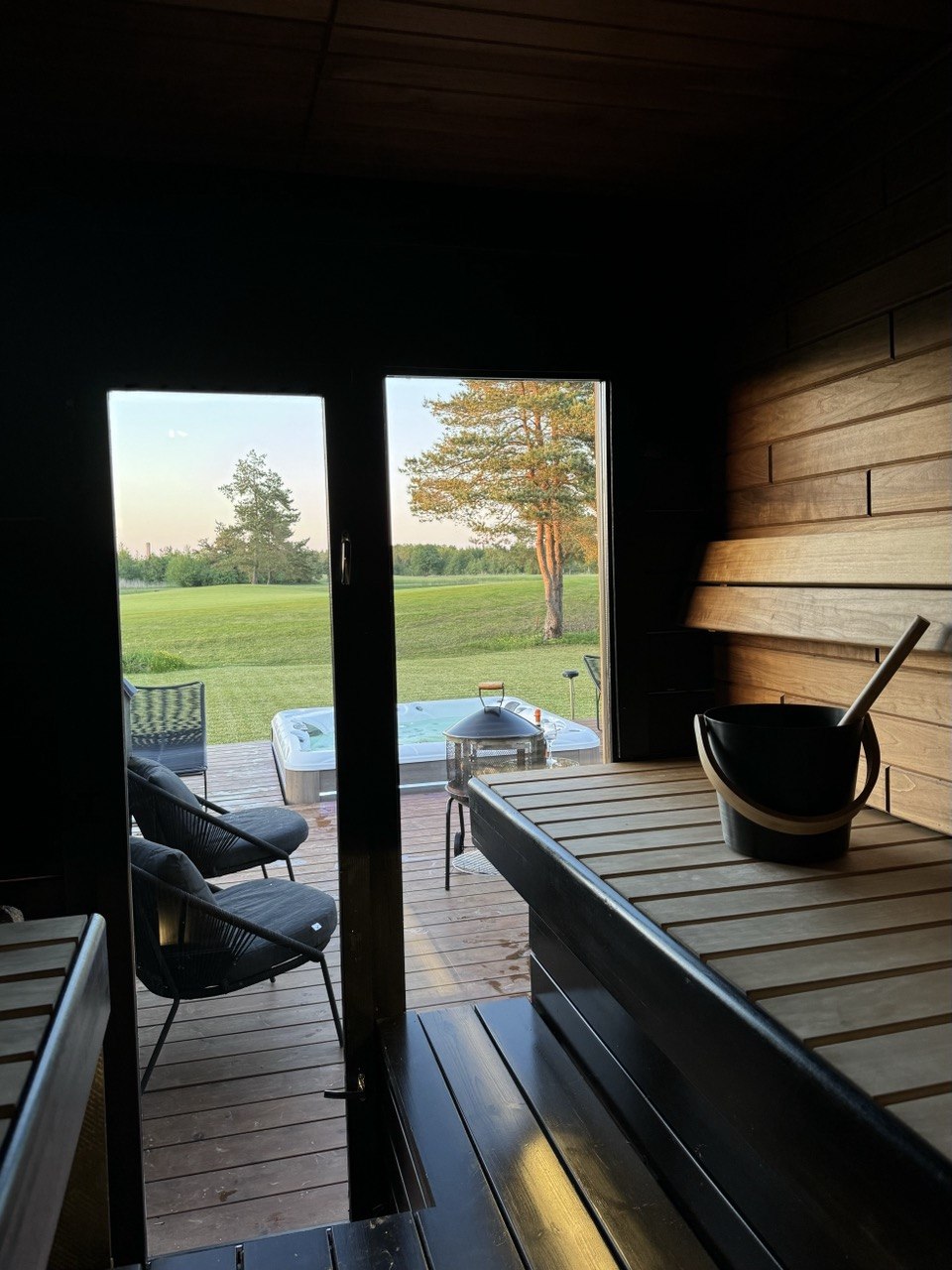 Luxury private villa with hot tub and sauna in Saaremaa, Kuressaare